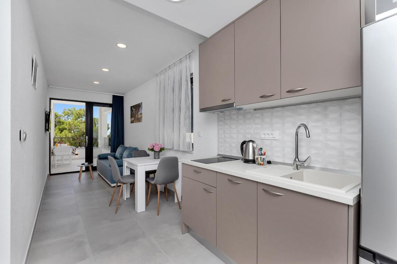 Central Beach Apartments Tučepi Εξωτερικό φωτογραφία