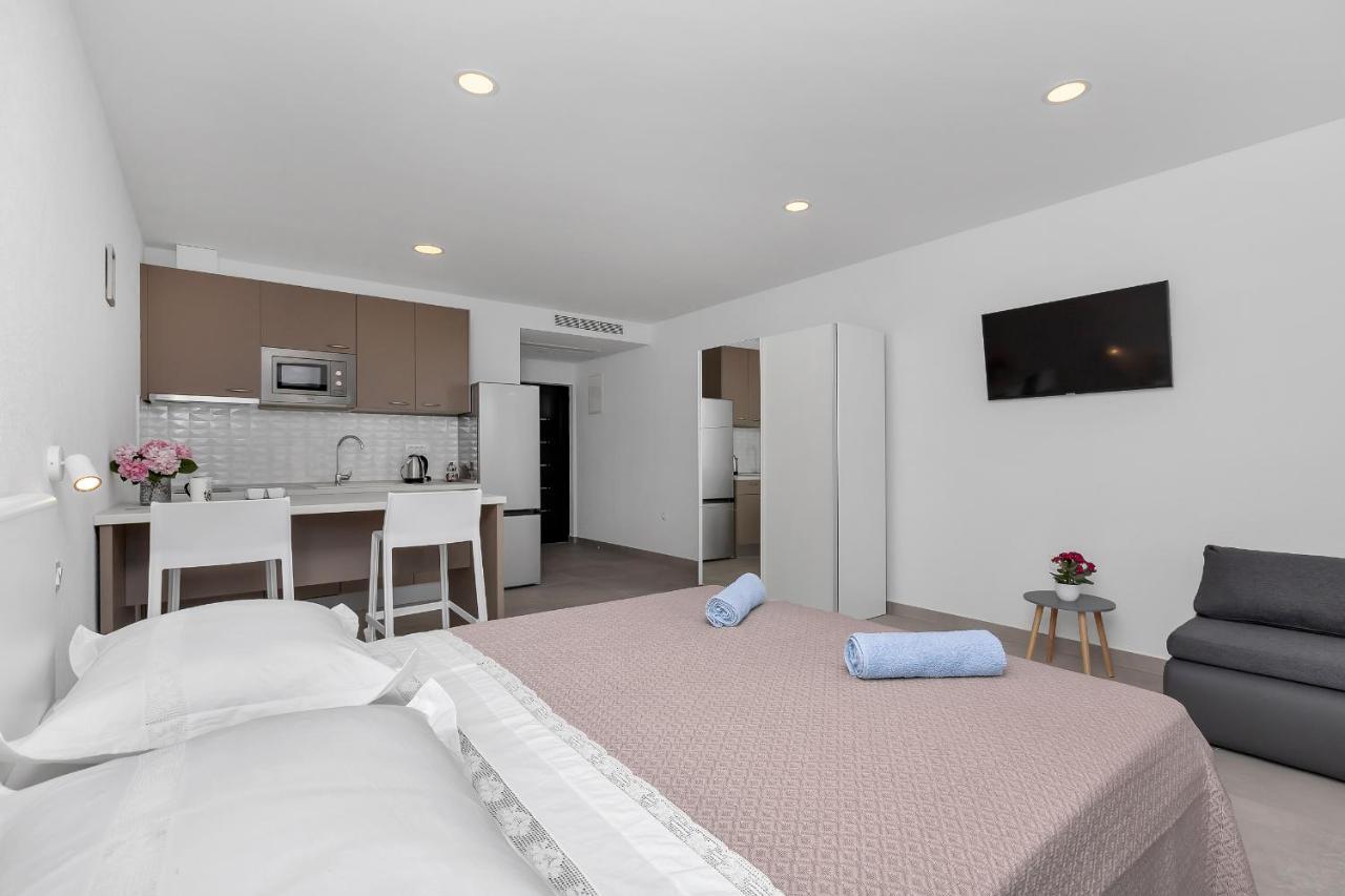 Central Beach Apartments Tučepi Εξωτερικό φωτογραφία